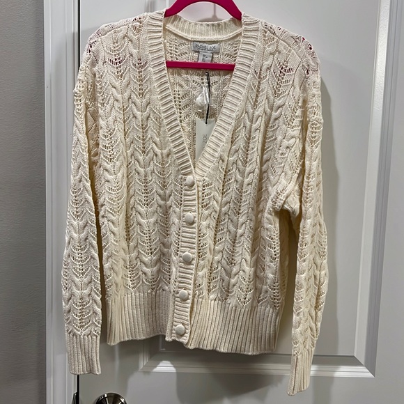 Rachel Zoe Sweaters - NWT Rachel Zoe Cream Patterned Button-up Cardigan Size Large